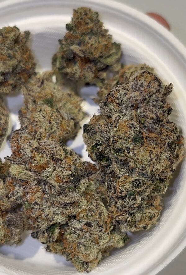 Keepers White Zinfandel strain